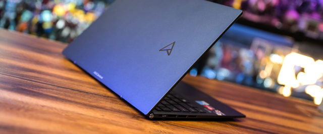 Zenbook-S-13-OLED-Review-