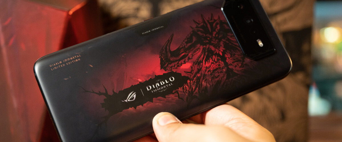 Despachetare ASUS ROG Phone 6 Diablo Immortal Edition