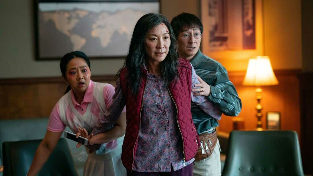 Michelle Yeoh Everything Everywhere All At Once Oscars 2023