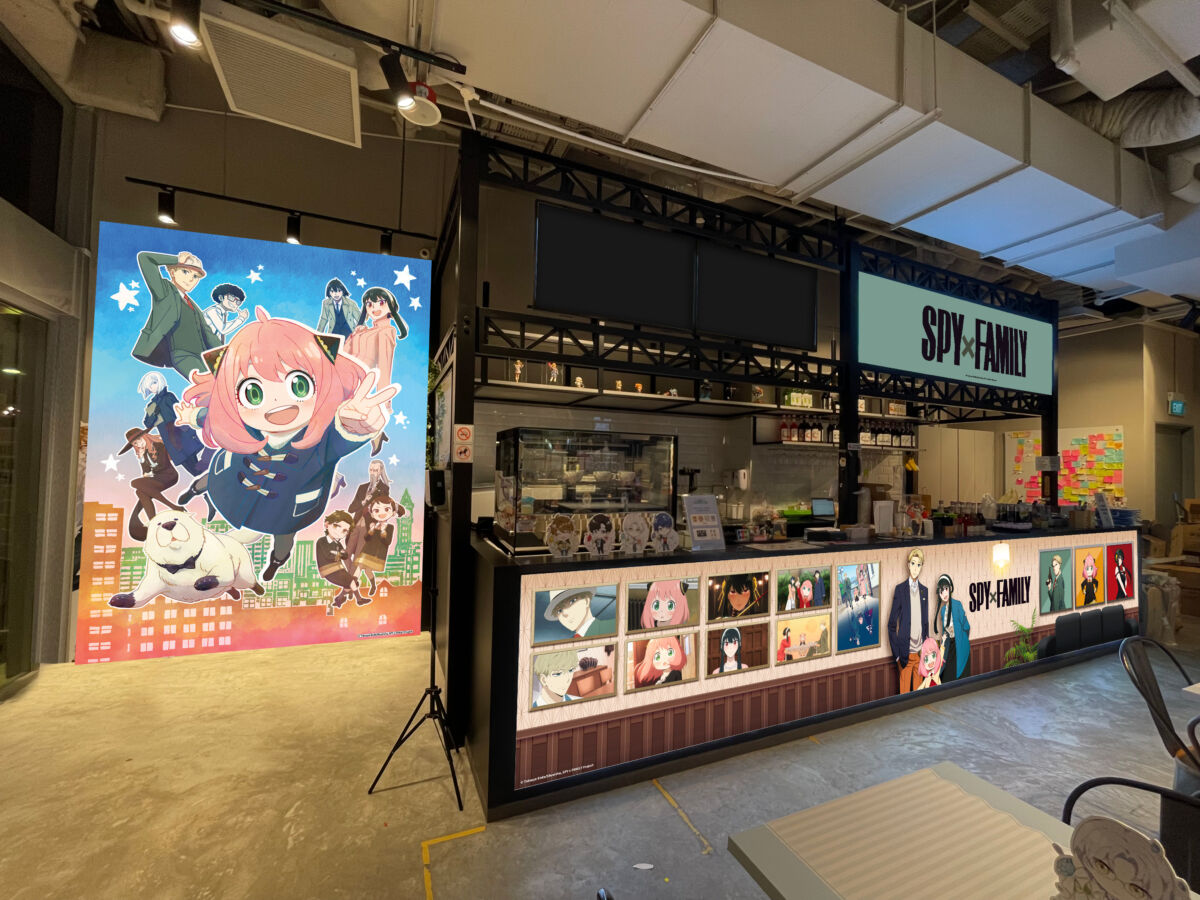 Hunter x Hunter Animate Cafe (Part One) - Geeky Travels & Fandoms