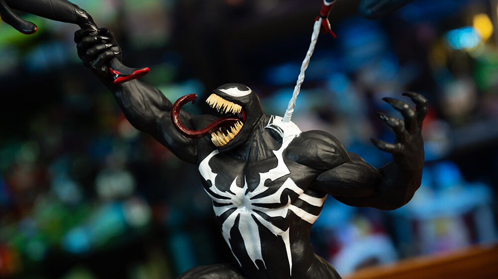 Unboxing MARVEL'S SPIDER-MAN 2 Collector's Edition [PS5] - 19 inches of  Venom 