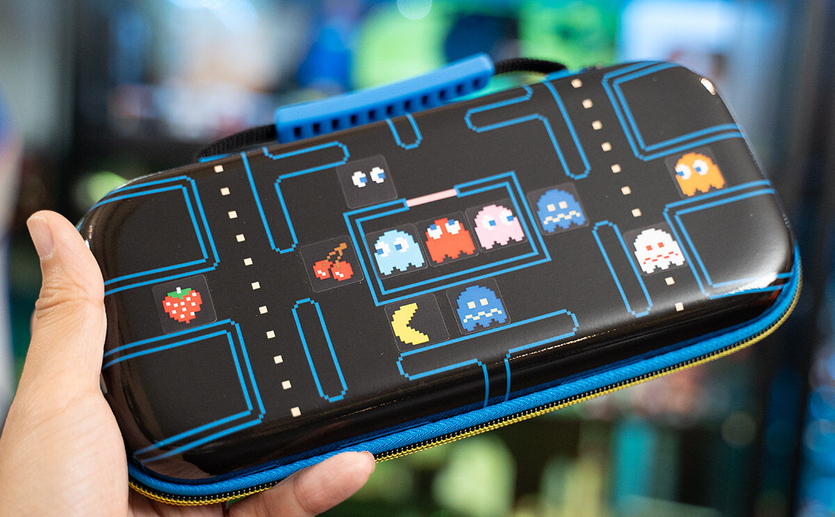 Geek Giveaway: PowerA PAC-MAN Retro Nintendo Switch Controller & Protection Case 9 Geek Giveaway: PowerA PAC-MAN Retro Nintendo Switch Controller & Protection Case-