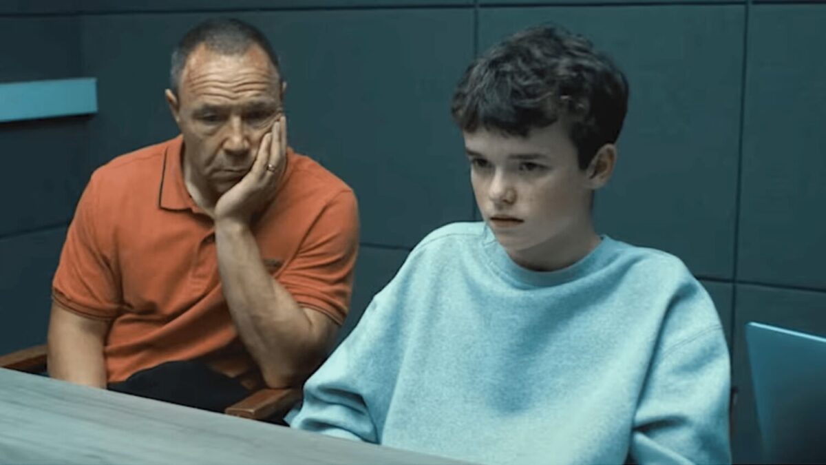 "Adolescence Takes the Crown: Netflix's New Hit Overtakes Stranger Things 4!" 4 Adolescence Stranger Things 4 Netflix