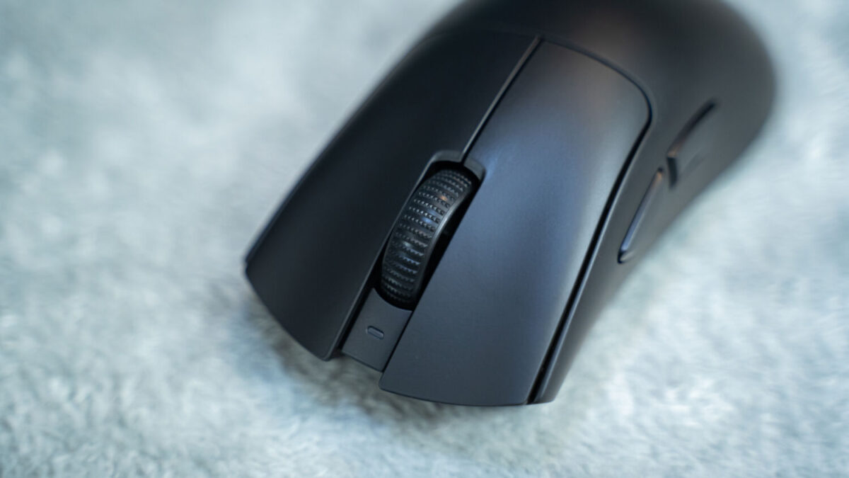 Razer DeathAdder V4 Pro Wireless Gaming Mouse Review