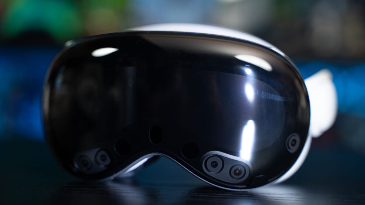 Apple Vision Pro M5 Review