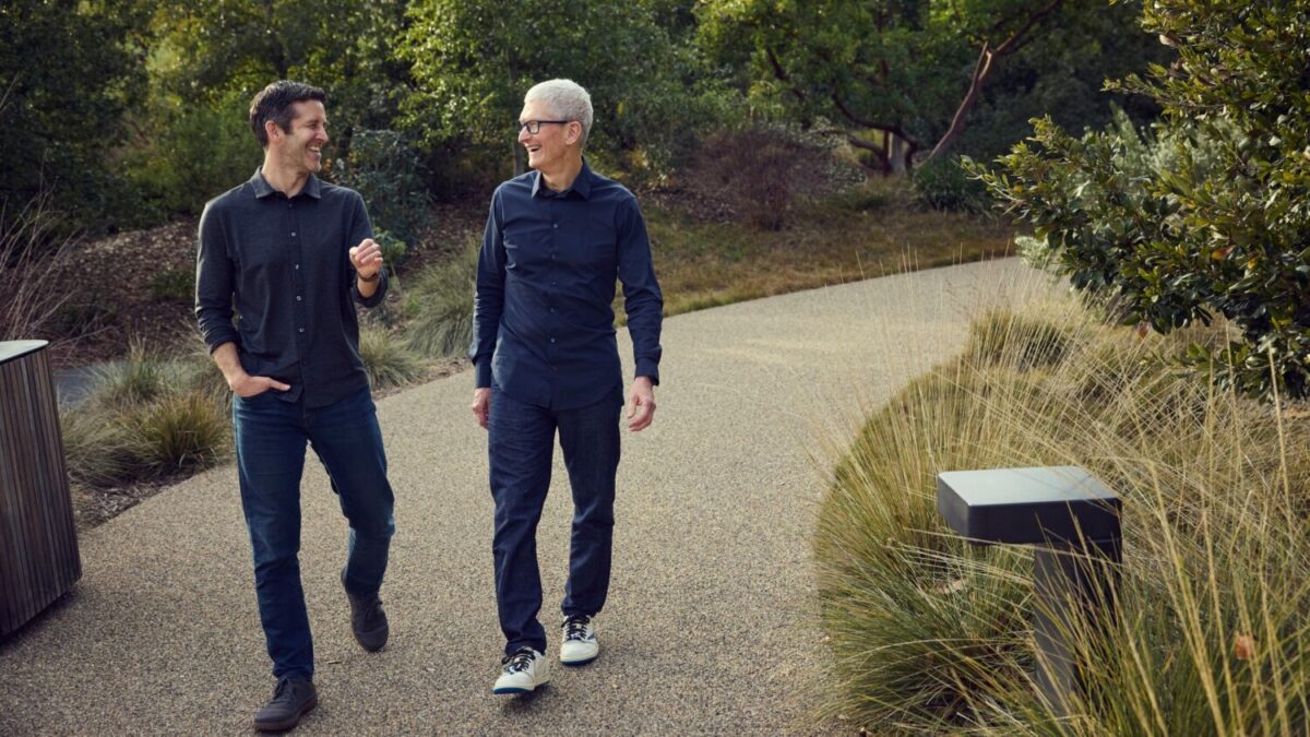 Tim Cook Apple CEO