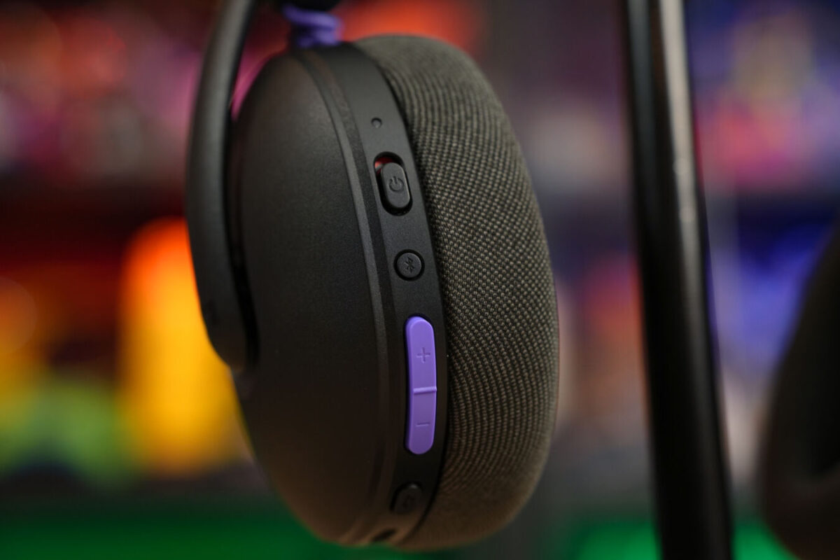 Logitech G325 Lightspeed Wireless Gaming Headset (2)